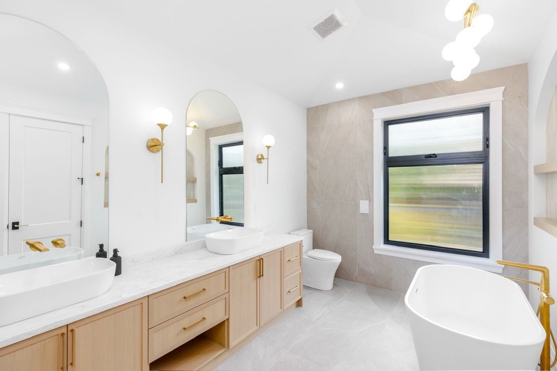 Design concept render: oak vanity ensuite with arched detailing